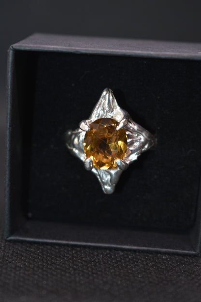 Réalta Ring with Citrine