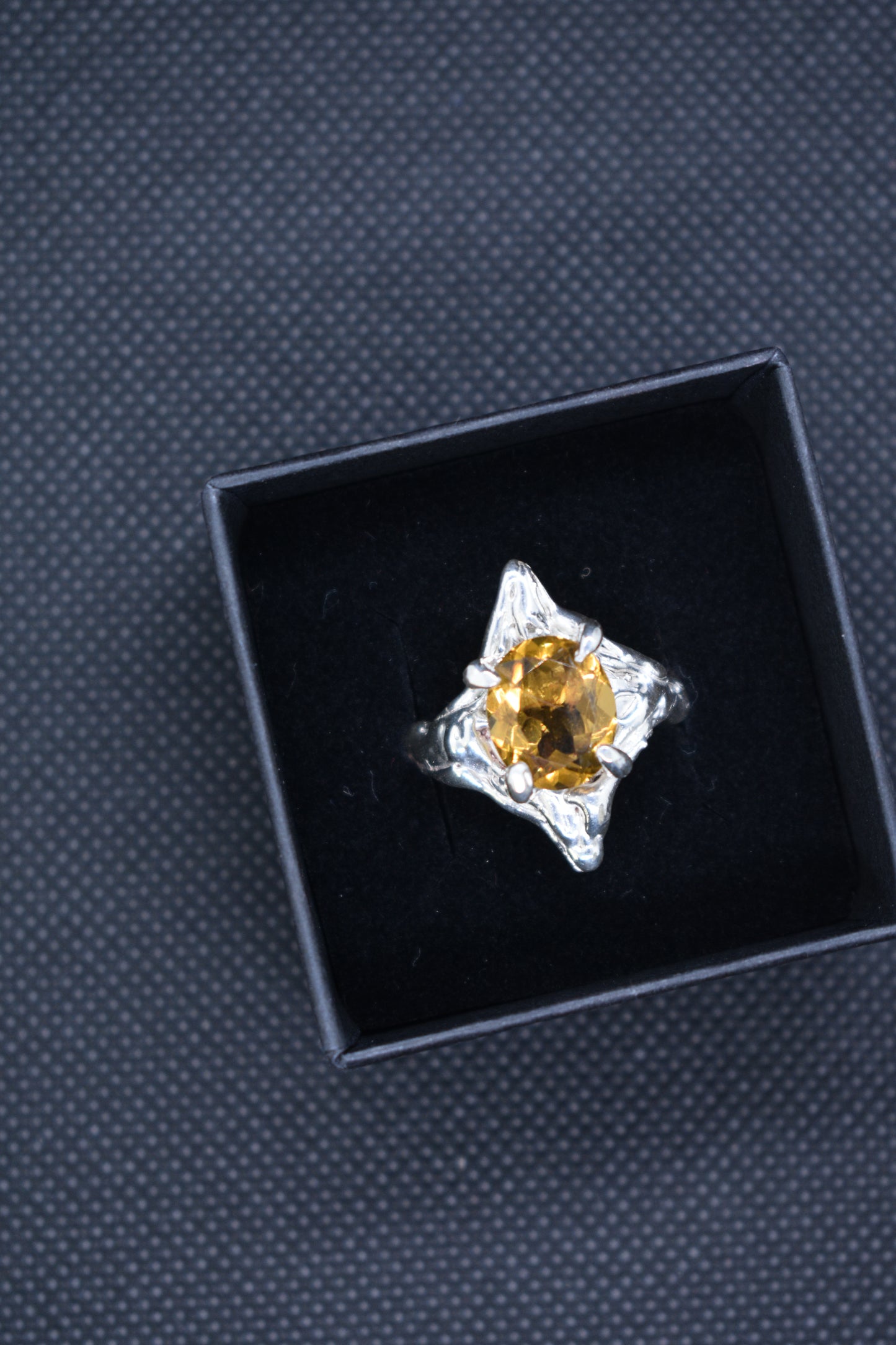 Réalta Ring with Citrine